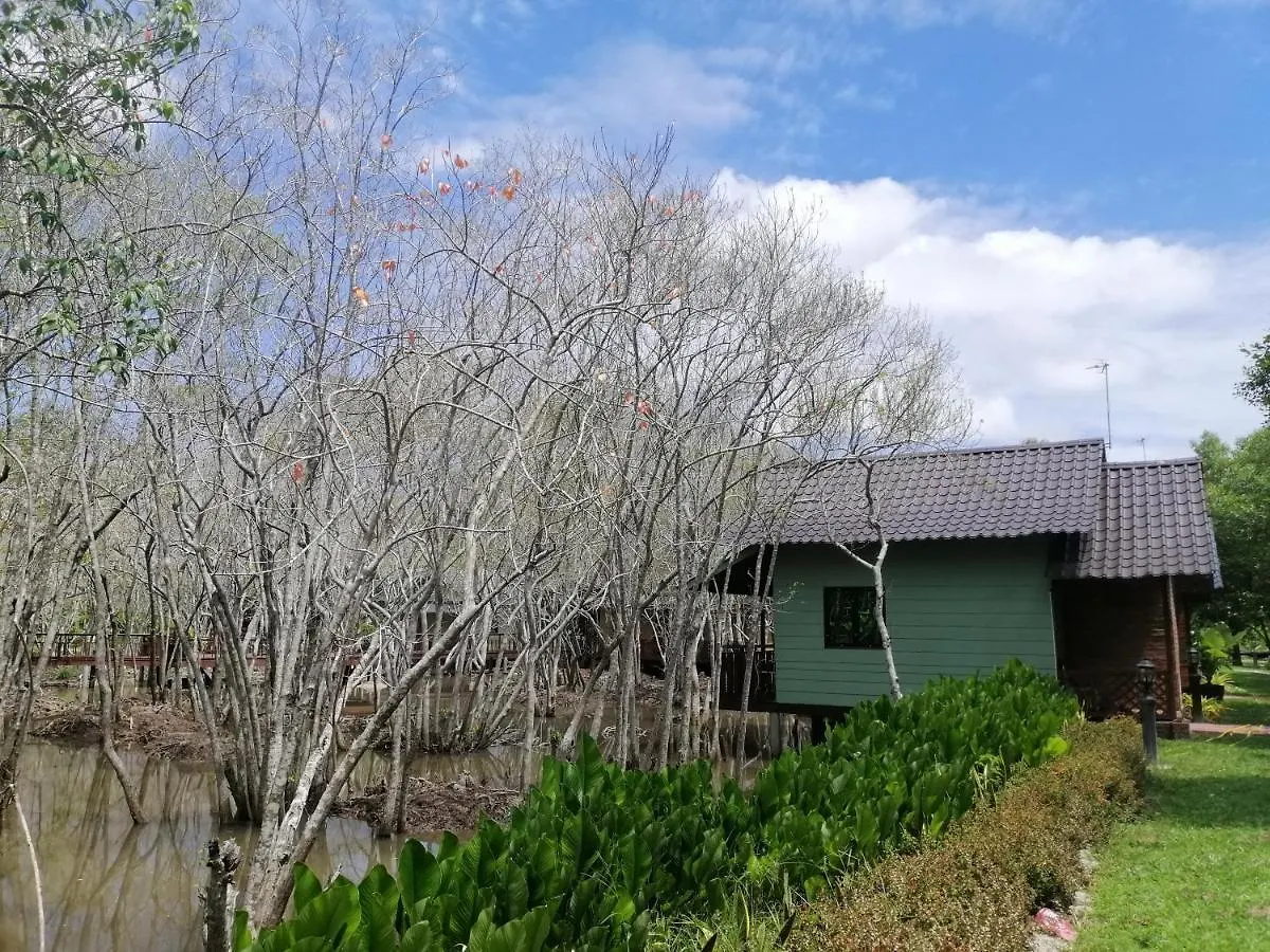 Api-Api Eco Chalet Pantai Kok Resort